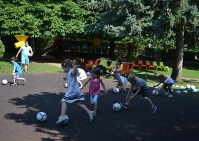 Children ball games in kindertgarten