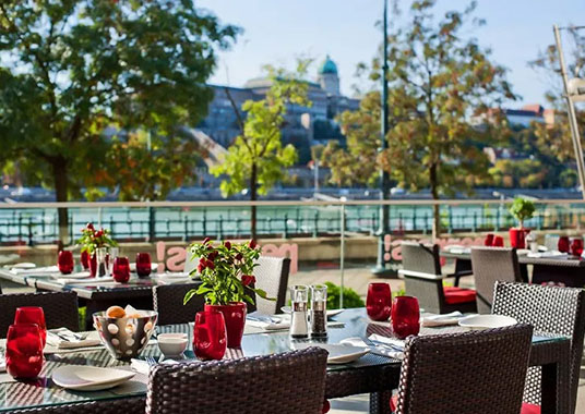 Sunday Brunch in Budapest with Happy Kids International Kindergarten and Nursery